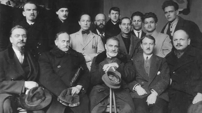 1926 Bakü Türkoloji Kongresi: Türk dünyasında birlik arayışının ilk meyvesi