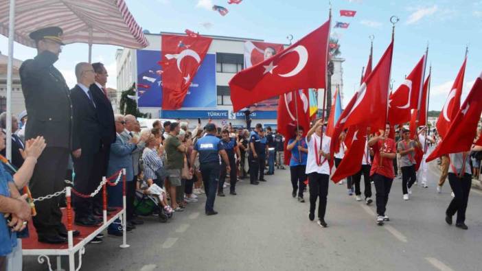 Ayvalık’ın düşman işgalinden kurtuluşun 102. yılı kutlandı