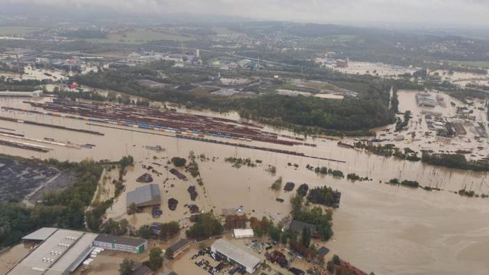 Avrupa’da fırtına ve sel can aldı