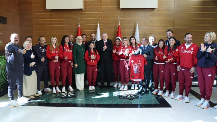 Cumhurbaşkanı Erdoğan Türkiye Milli Paralimpik Takımı sporcularını kabul etti