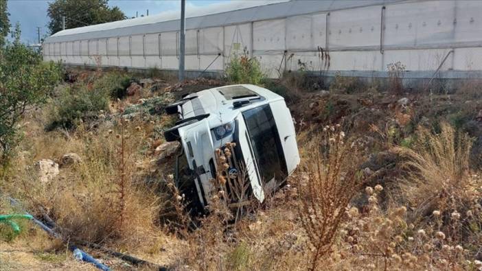 Antalya'da otel servis otobüsü şarampole uçtu: 7 yaralı