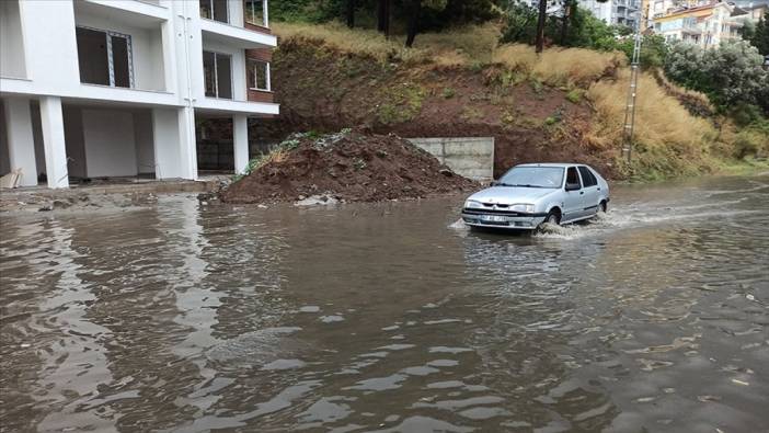 Sinop'ta sağanak etkili oldu denizde hortum oluştu