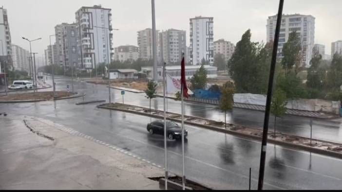 Diyarbakır’da sağanak yağış