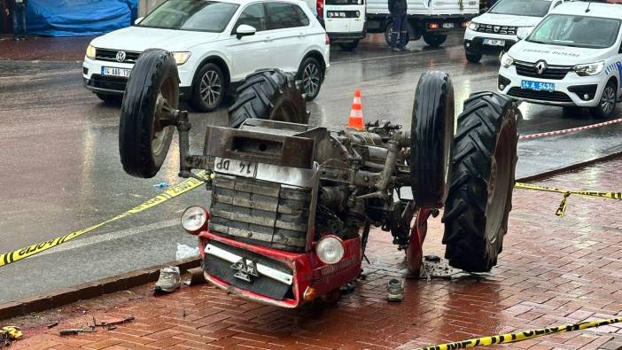 Devrilen traktörün sürücüsü hayatını kaybetti