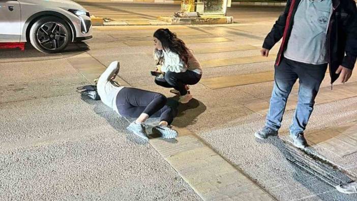 Elazığ'da motosiklet devrildi: 2 kişi yaralandı