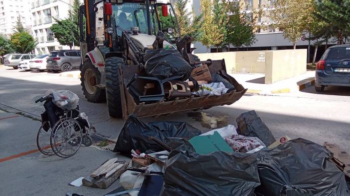 Bir çöp ev de Ankara'dan... Evden 1 kamyon çöp çıkarıldı