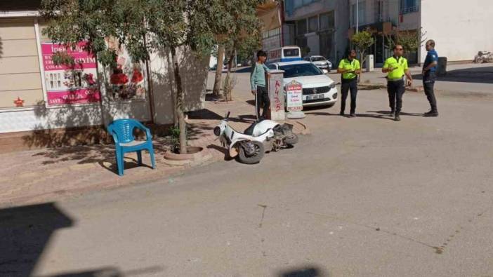 Adıyaman'da motosiklet ile otomobil çarpışması sonucunda 2 kişi yaralandı