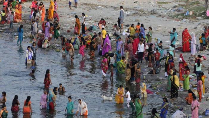 Hindistan’daki  'Jivitputrika Festivali' nde facia! 46 kişi boğuldu