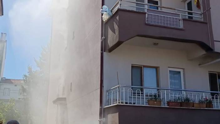 Konya’da 4 katlı apartmanın bodrumunda yangın paniği