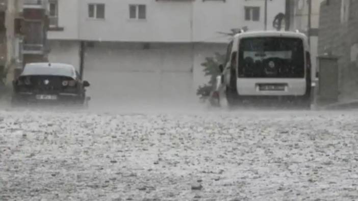 Trabzon'da sağanak etkili oldu