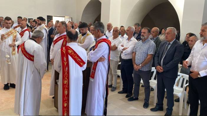 Meryem Ana Kilisesi kutsama ayiniyle yeniden ibadete açıldı. Terör bitince Mardin Midyat'a geri döndüler