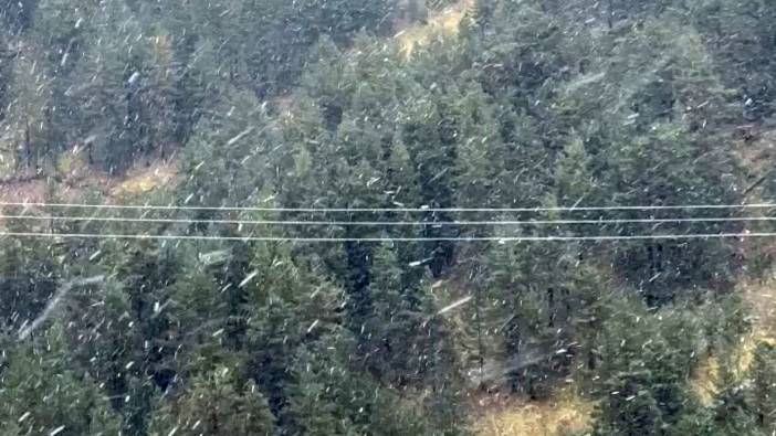 Bolu’da mevsimin ilk kar yağışı