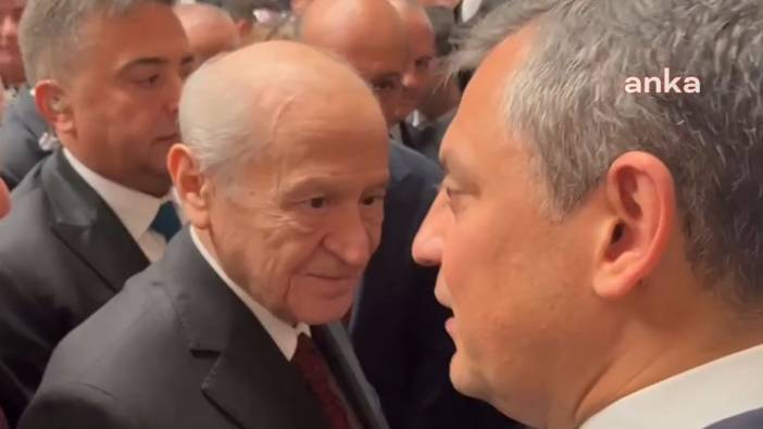 TBMM resepsiyonunda skandal diyalog. Bahçeli: Birbirimizi kırmıyoruz inşallah...  Özel: Yok yok...