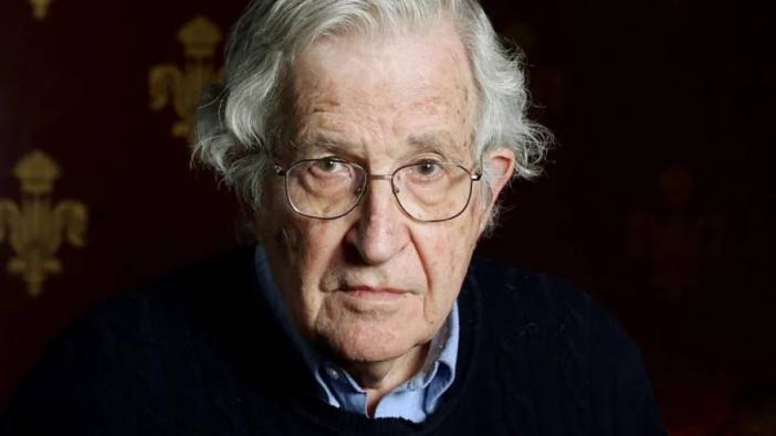 Noam Chomsky kimdir?