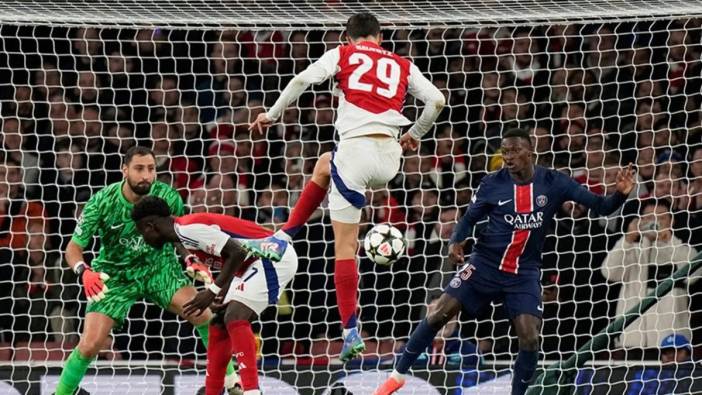 PSG'yi Arsenal çarptı