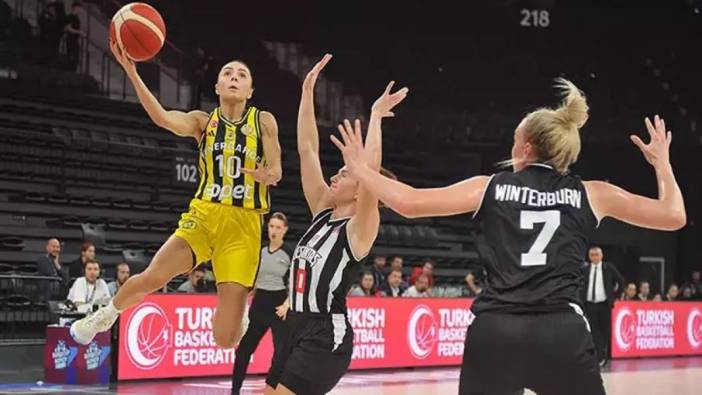 Olaylı derbide kazanan Fenerbahçe oldu. Beşiktaş'ı FIBA finalinde mağlup ettiler