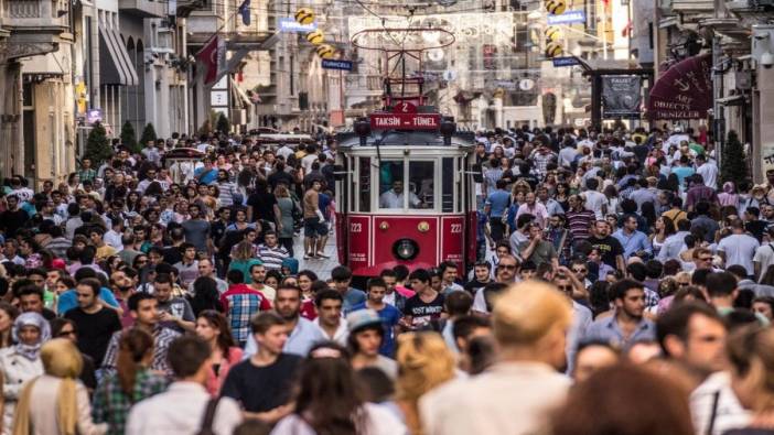 İstanbul’da yaşamanın maliyeti arttı. Asgari ücreti dörde katladı