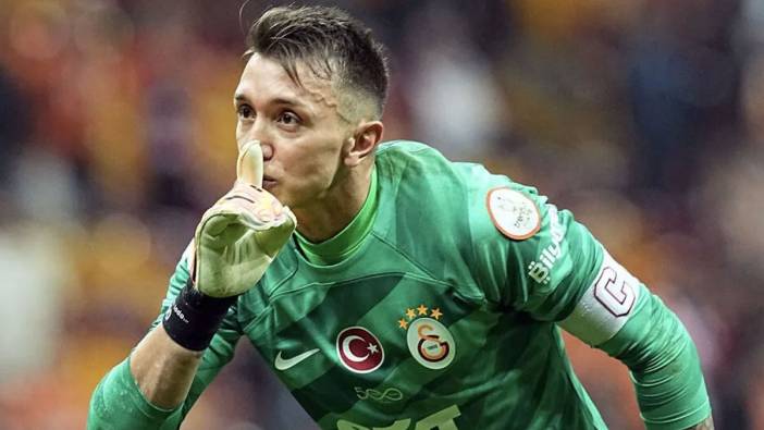 Galatasaray Muslera’nın alternatifini arıyor. Görüşmeler başladı