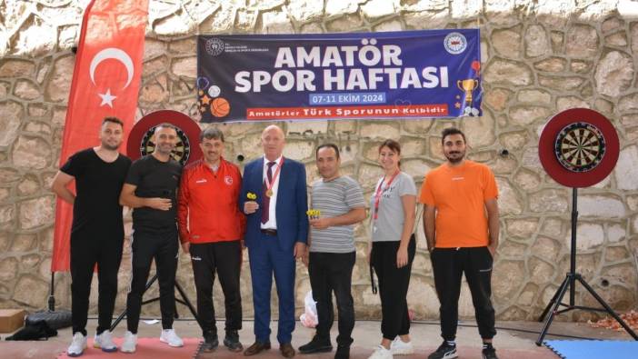 Belediye başkanı gençlerle spor yaptı