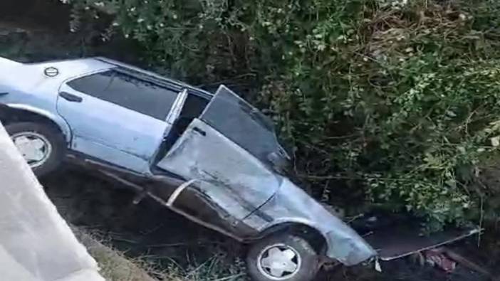 Hatay'da Tofaş su kanalına düştü