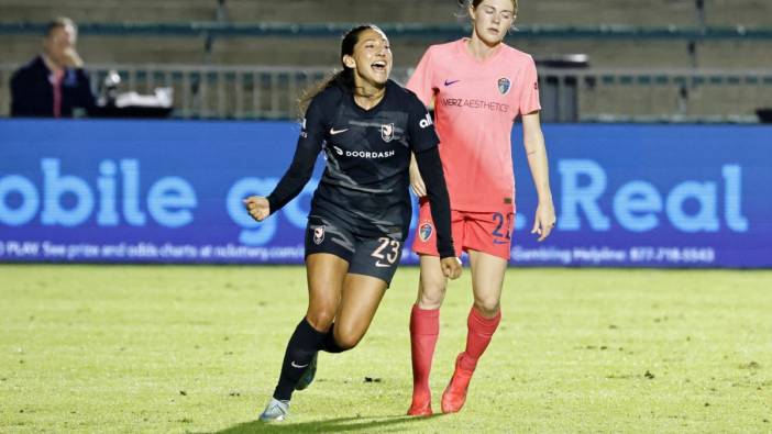 Christen Press sahalara golle döndü