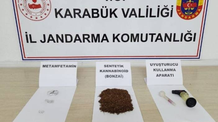 Karabük'te üzerlerinde uyuşturucu çıkan 3 kişi gözaltına alındı