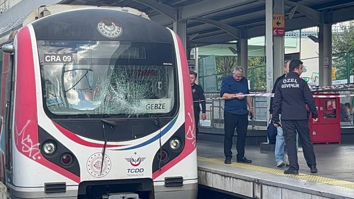 Marmaray'da raylara atlayan kişi öldü