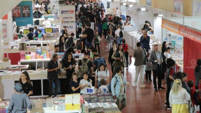 Kayseri Kitap Fuarı’na ziyaretçi akını