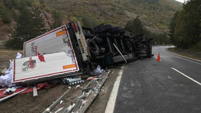 Virajı dönerken kontrolü kaybetti