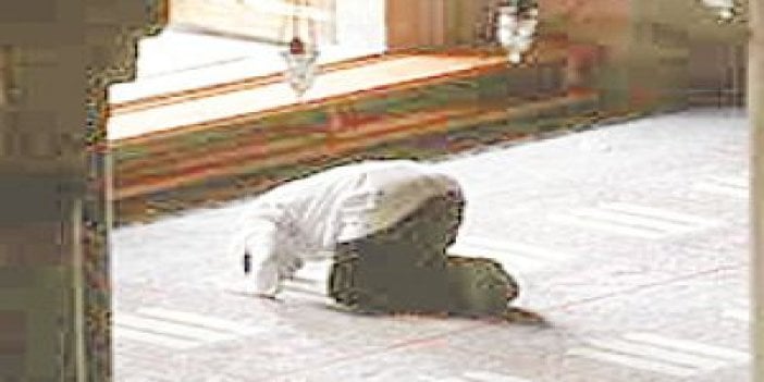 İtalya'da bir belediye namaz kılmayı yasakladı!