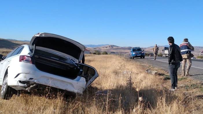 Elazığ’da otomobil takla attı: 2 yaralı