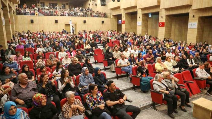 Niğde’de Tiyatro Rüzgarı