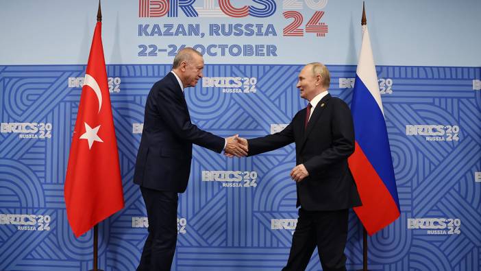 Erdoğan, Putin ile görüştü. Putin: 'BRICS''e  katılacacaksınız'