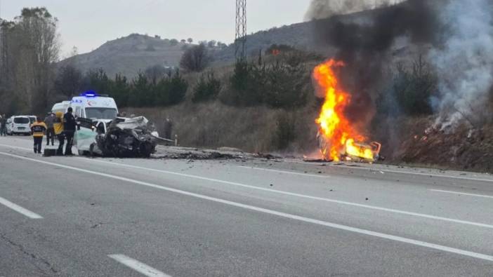 Erzincan’da feci kaza! 5 ölü