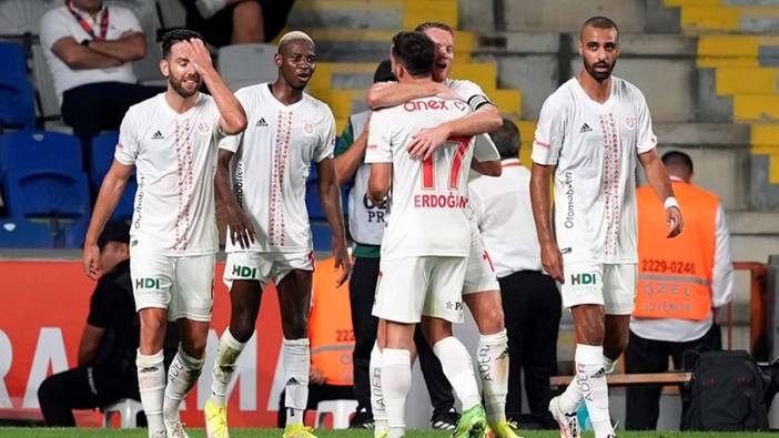 Süper Lig'de Antalya derbisi! Alanyaspor - Antalyaspor maçı bugün saat kaçta ve hangi kanalda?