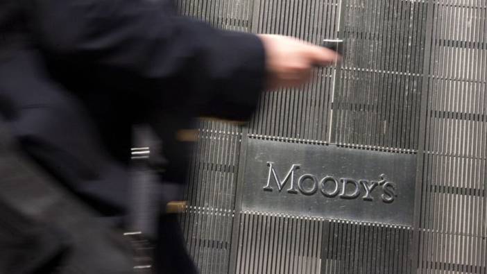 Moody’s’ten kritik Fransa kararı