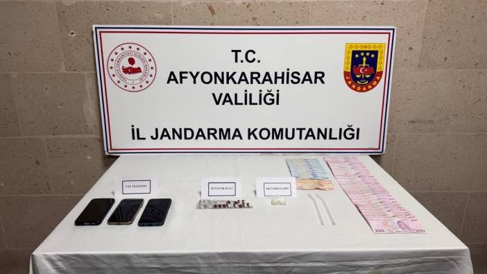 Afyonkarahisar'da uyuşturucu operasyonu! 3 şüpheli yakalandı