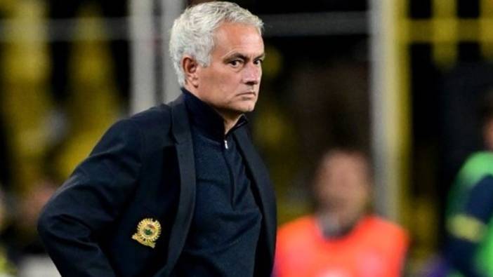 Jose Mourinho, antrenmanda sakatlandı. İşte o anlar...