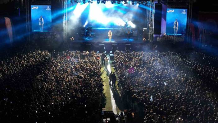 Aydınfest Gençlik Festivali'ne dev katılım