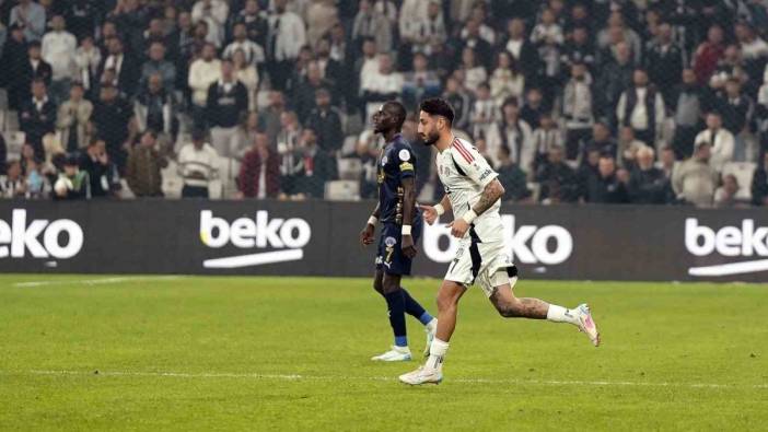 Can Keleş için bir ilk! Süper Lig’de yeşil sahaya adım attı