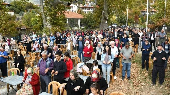 Köyçeğiz'de Bereket ve şükür yemeği sonra yağmur duası yapıldı