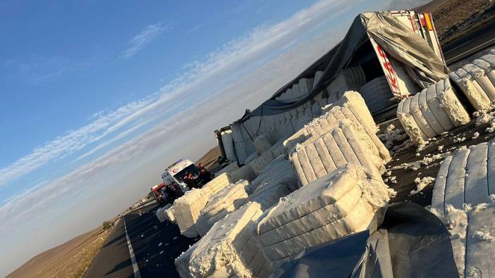 Konya’da tır devrildi: 1 ölü, 1 yaralı