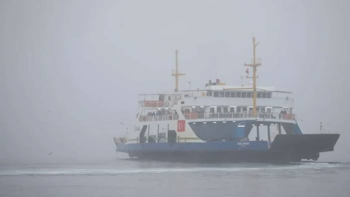 Çanakkale Boğazı bazı gemilerin geçişine kapatıldı