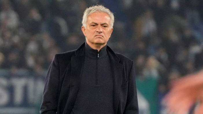 Mourinho VAR hakemine ateş püskürdü : Atilla Karaoğlan’ı istemiyoruz