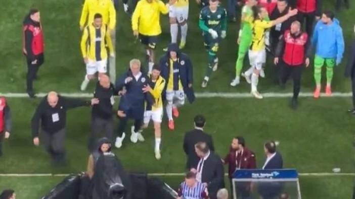 Fenerbahçe maçı kazandı Trabzon’da ortalık karıştı. Sahneye Mourinho çıktı