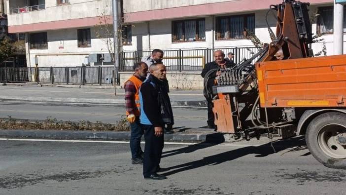 Hakkari’de şehir içi trafik levhaları takıldı