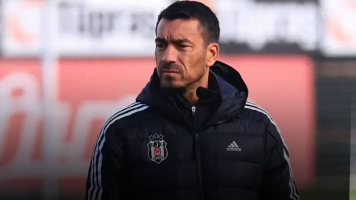 Van Bronckhorst Başakşehir’e karşı galibiyetin anahtarını belirledi