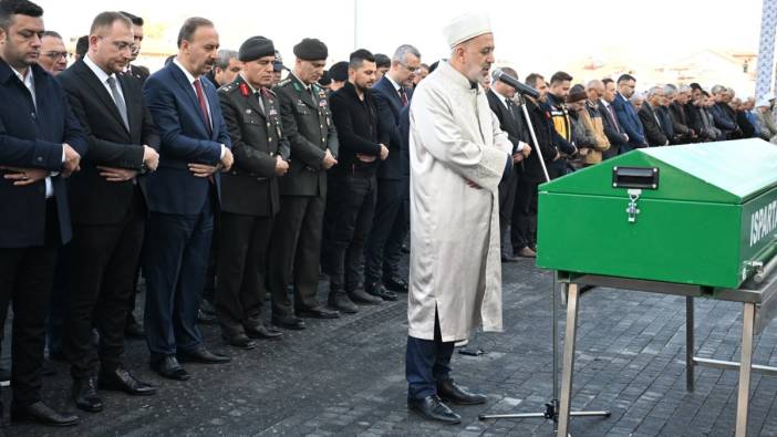 Oğlunun acısına 2 ay dayanabildi