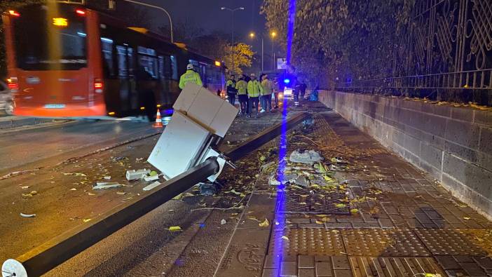 Ankara’da minibüs kırmızı ışıkta bekleyenlere çarptı: 1 ölü