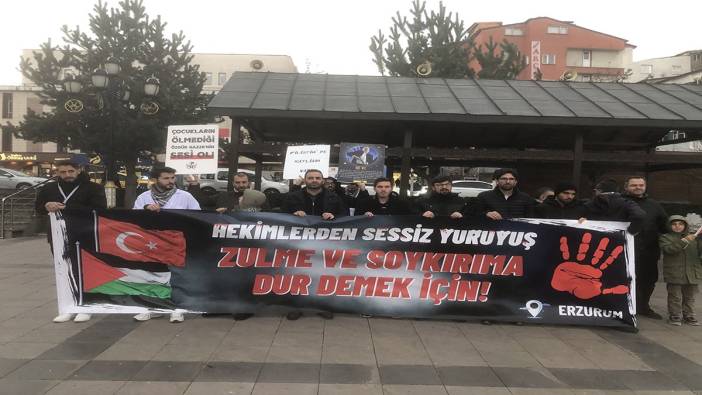 Erzurum'da sağlık çalışanları protestolarını devam ettirdi